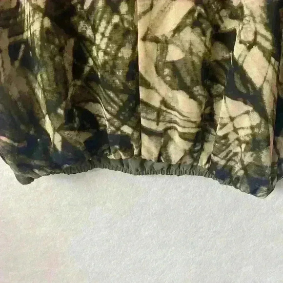 NWT ANA Green Tan Black Short Sleeved Scooped Embellished Neck Blouse Size Large - Picture 5 of 11